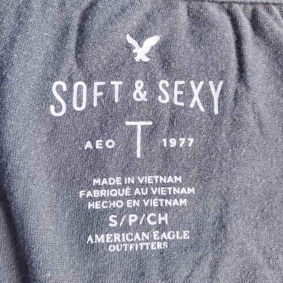 ☀️ 4/$25 … AE Soft and Sexy Tee - Picture 4 of 5